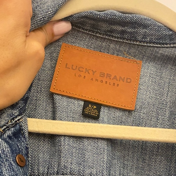 Lucky Brand Boyfriend Trucker Jean Jacket - Picture 14 of 15